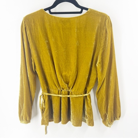 ✅ J.Crew Faux-wrap top in Vintage Gold velvet Size 10 Long Sleeve - Picture 4 of 7